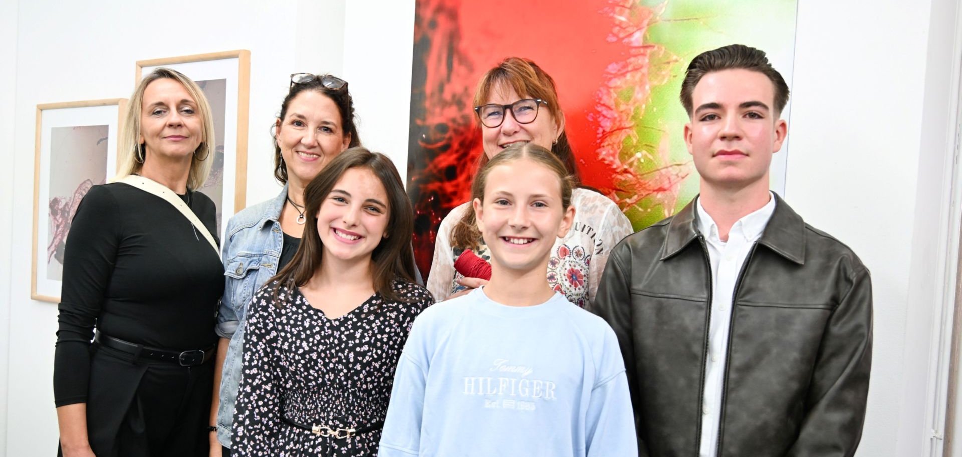 Bild Ausstellungseröffnung Roter Faden
