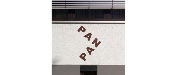 Pan Pan Kunstwerk Offenes Buch