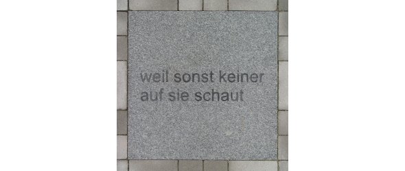 weil sonst keiner auf sie schaut Kunstwerk Offenes Buch