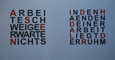 Aufschrift an Hausfassade